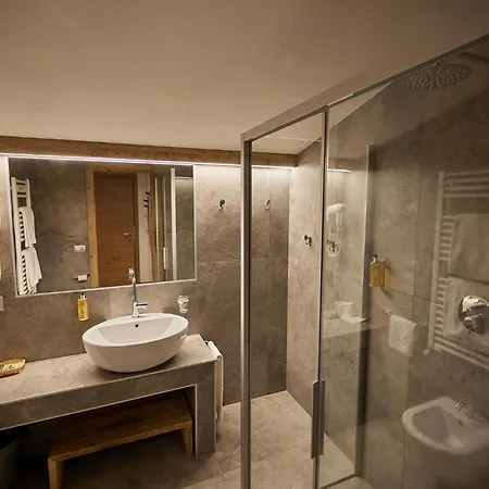 فندق Vallechiara 3*