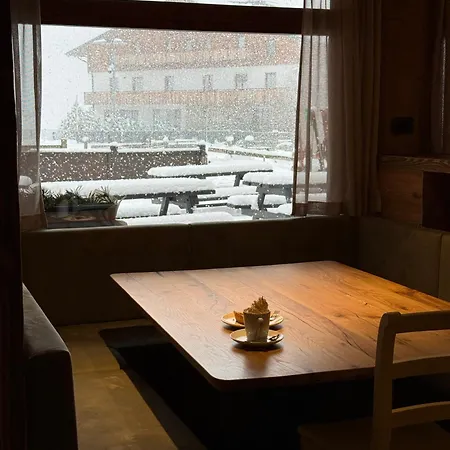 Отель Vallechiara